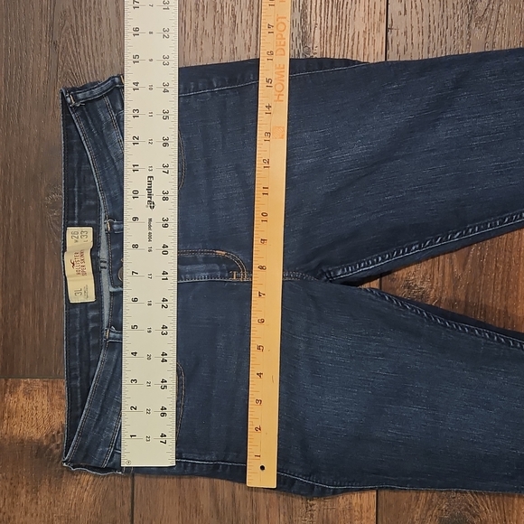 Hollister Skinny Jeans - Picture 8 of 10